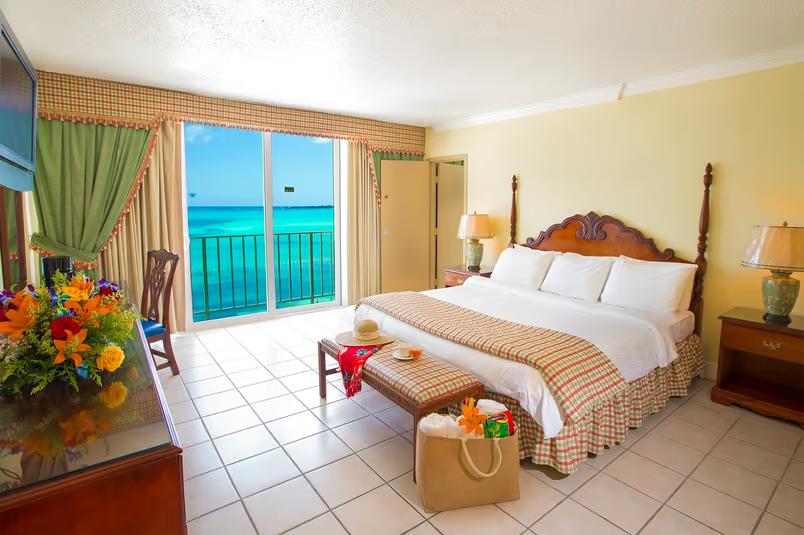 How to Score the Best Hotel Deals for Spring Break 2025
