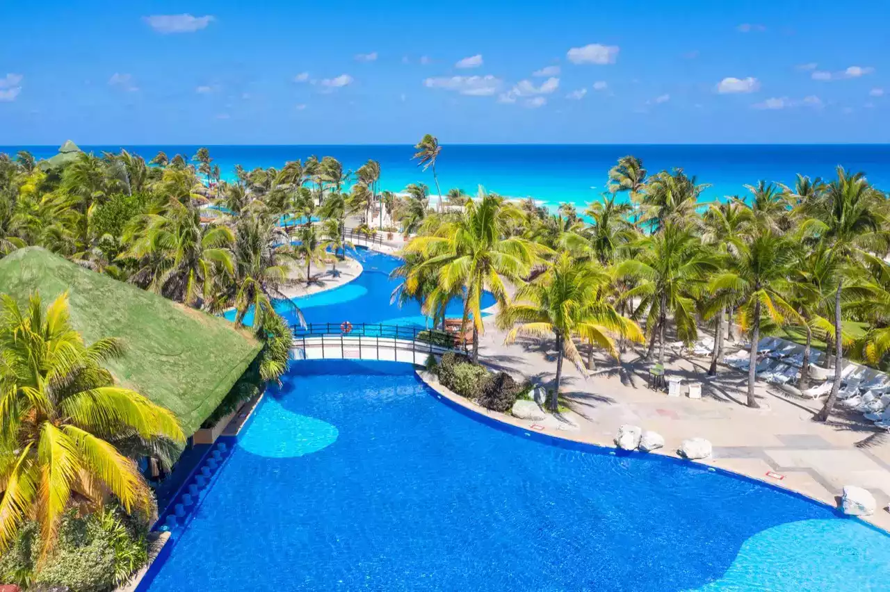 Cancún Spring Break: The Complete Guide