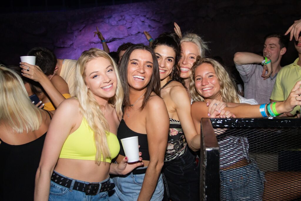 girls at nightclub
