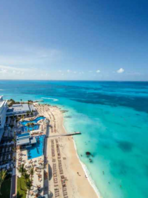 cancun pool and beach view